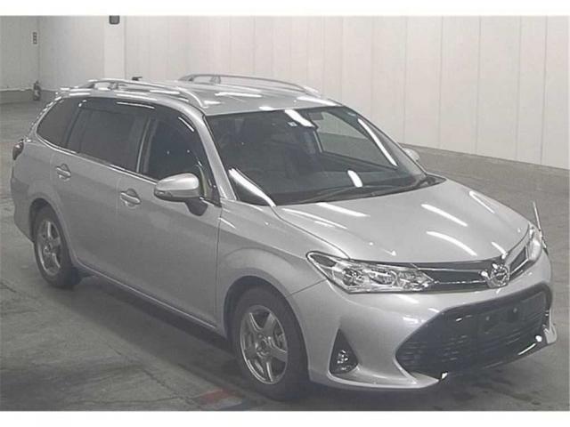 Toyota corolla fielder 2018